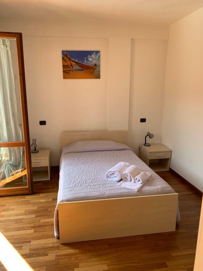 Aparthotel Aurelia Rta Detta il Cascinale Montignoso Esterno foto