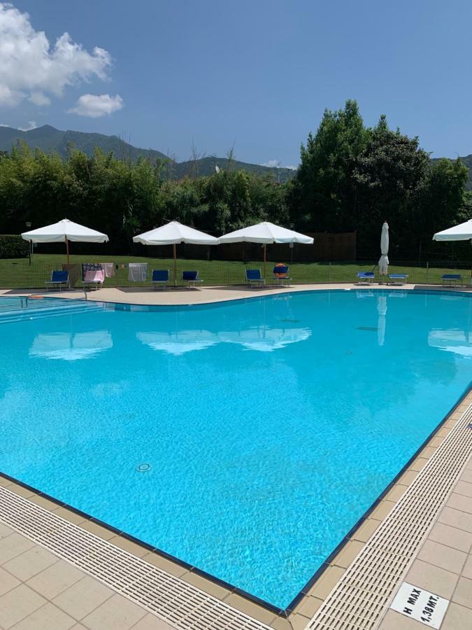 Aparthotel Aurelia Rta Detta il Cascinale Montignoso Esterno foto